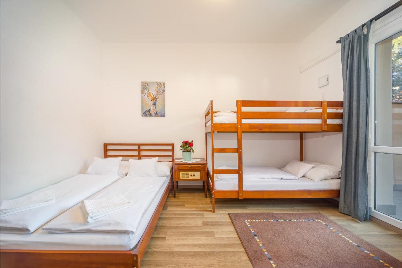 Lipicai Hotel Es Etterem Szilvásvárad Buitenkant foto