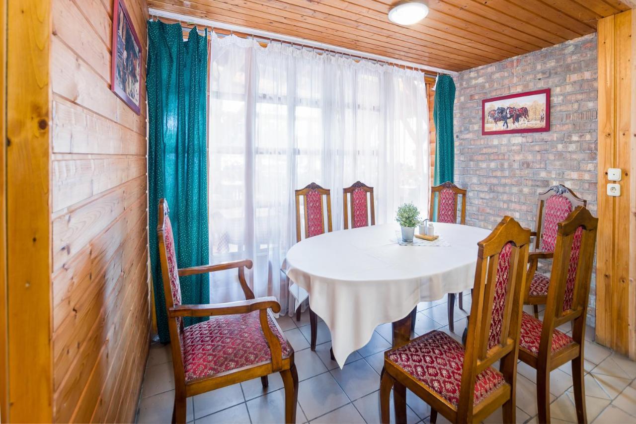 Lipicai Hotel Es Etterem Szilvásvárad Buitenkant foto