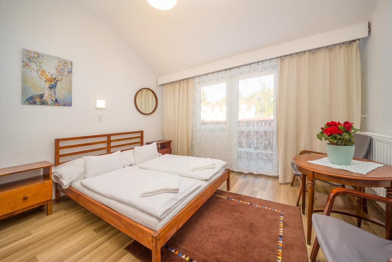 Lipicai Hotel Es Etterem Szilvásvárad Buitenkant foto