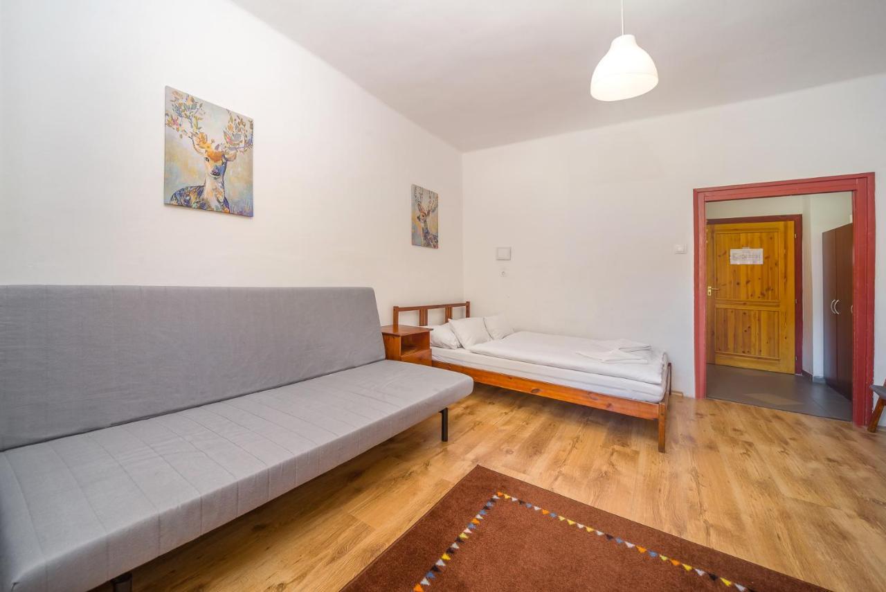Lipicai Hotel Es Etterem Szilvásvárad Buitenkant foto